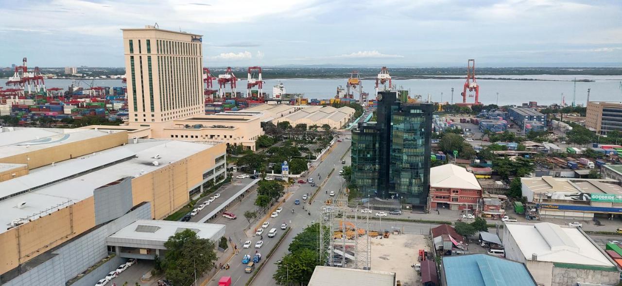 Sunvida Tower Stays Across Sm City Cebu Exteriör bild